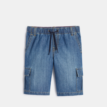 شورت برمودا من الجينز باللون الأزرق الباهت للأولاد.